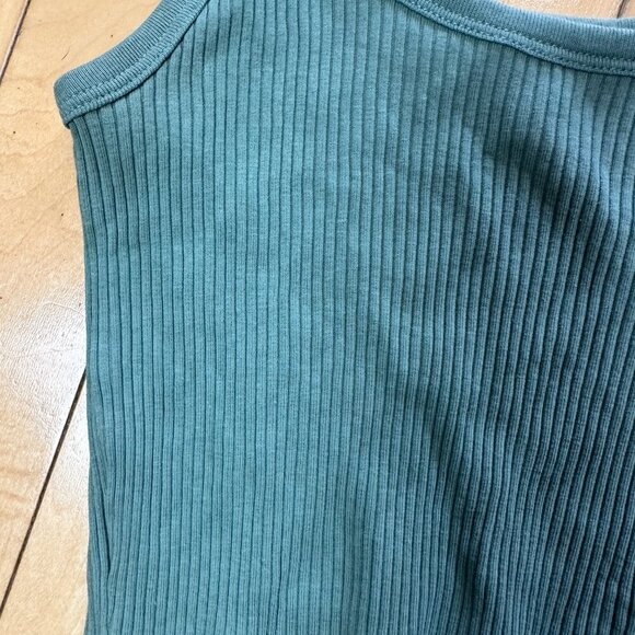 OLD NAVY Classic Ribbed Cropped Tank Top Shirt Green Size Small - Picture 3 of 6